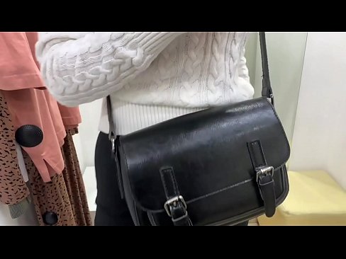 ❤️ Masturbazione pubblica della giovane cagna FeralBerry con un dildo nel camerino Solo pornoal it.eggporncomics.ru ❌